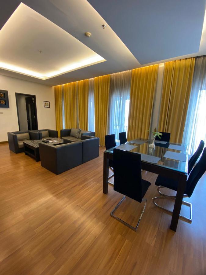 Golden Flower By Kagum Hotels Bandung Exterior foto